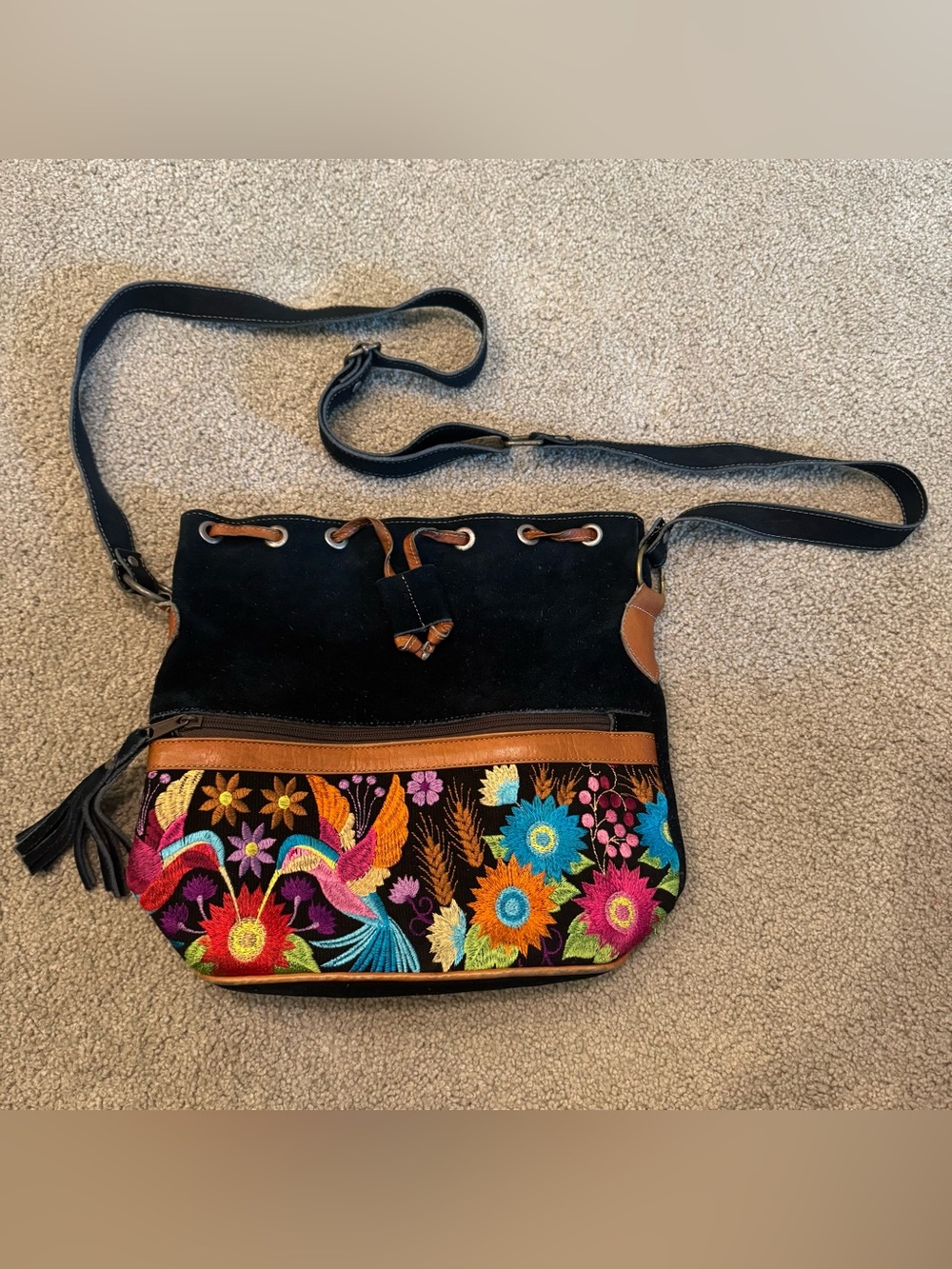 Drawstring Crossbody Purse Hand Embroidered Hummingbird Floral Bag Suede Leather